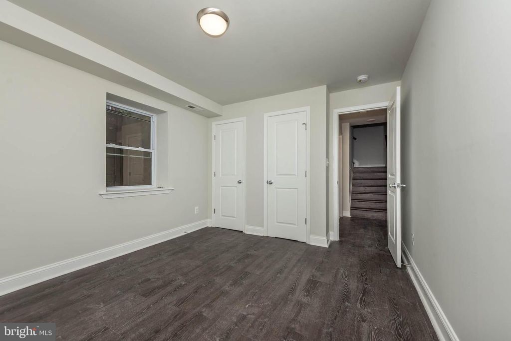 Image 21 of property listing at 400 N PATTERSON PARK AVE, Baltimore, MD 21231