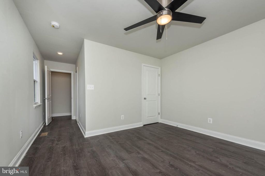 Image 35 of property listing at 400 N PATTERSON PARK AVE, Baltimore, MD 21231
