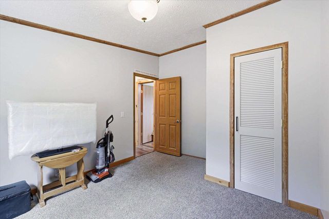 W4506 COUNTY ROAD TT, Wild Rose, WI 54984
