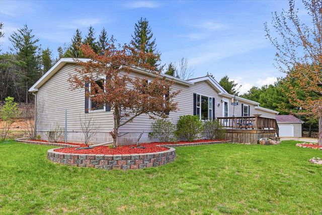 W4506 COUNTY ROAD TT, Wild Rose, WI 54984