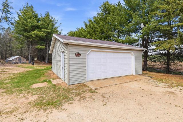 W4506 COUNTY ROAD TT, Wild Rose, WI 54984