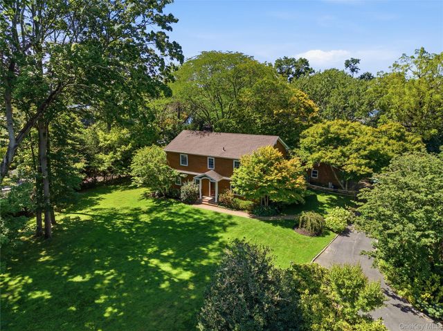 505 Bryant Avenue, Roslyn Harbor, NY 11576