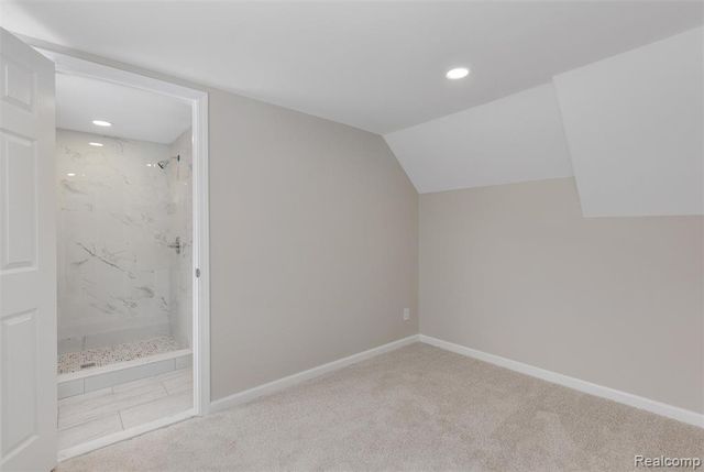 21305 Oxford Avenue, Farmington Hills, MI 48336