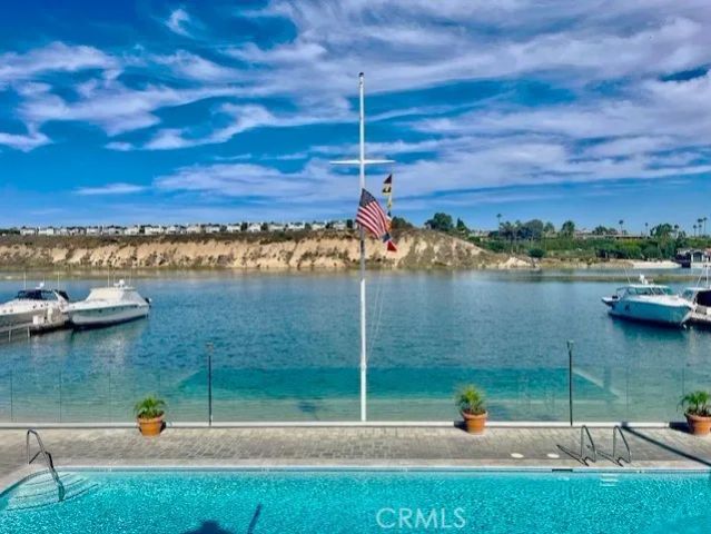 24 Saratoga, Newport Beach, CA 92660
