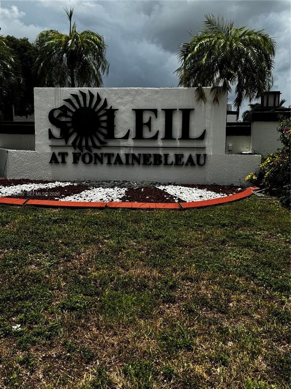 9731 Fontainebleau Blvd F214, Miami, FL 33172