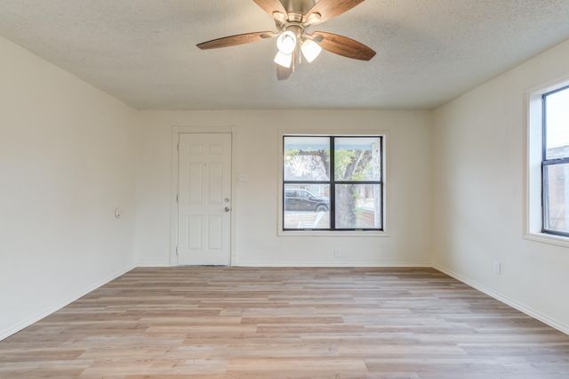 3318 36th Street, Lubbock, TX 79413