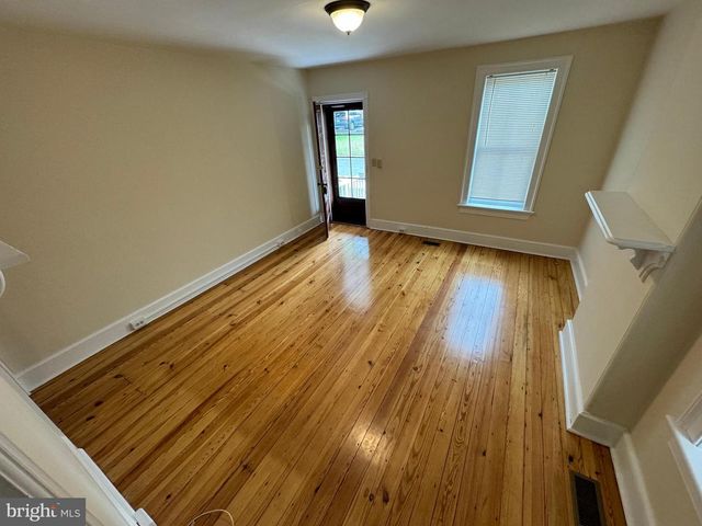 26 N CONGRESS ST, Newtown, PA 18940