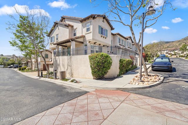 201 Via Antonio, Newbury Park, CA 91320