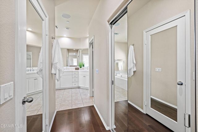 201 Via Antonio, Newbury Park, CA 91320