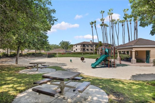 3407 Ladrillo Aisle, Irvine, CA 92606
