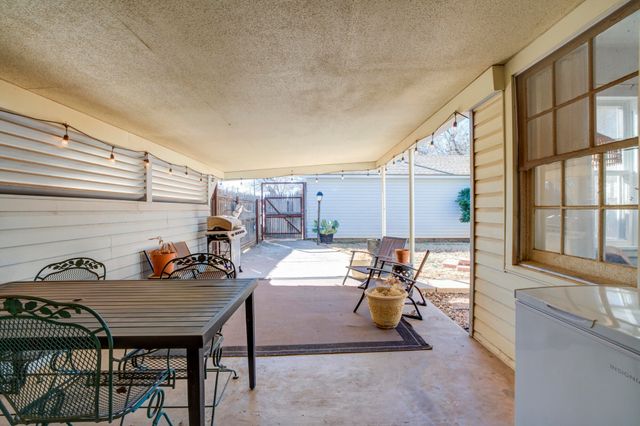 2401 28th Street, Lubbock, TX 79411