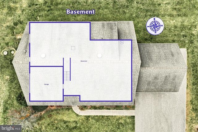 1317 MANOR RD, Windsor, PA 17366