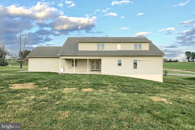 1317 MANOR RD, Windsor, PA 17366