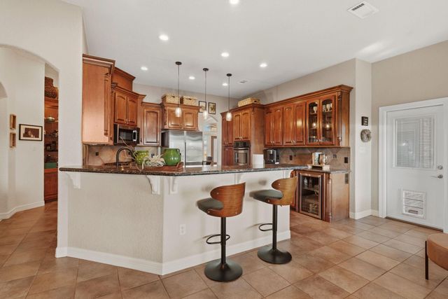 1012 Enchanted Oaks Drive, Angleton, TX 77515