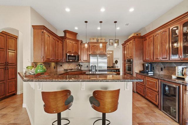 1012 Enchanted Oaks Drive, Angleton, TX 77515