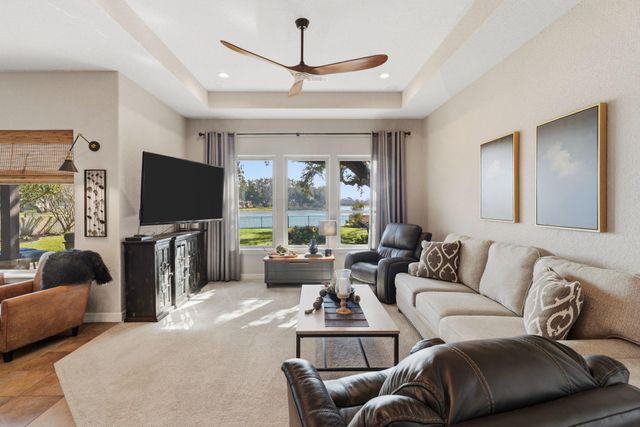 1012 Enchanted Oaks Drive, Angleton, TX 77515