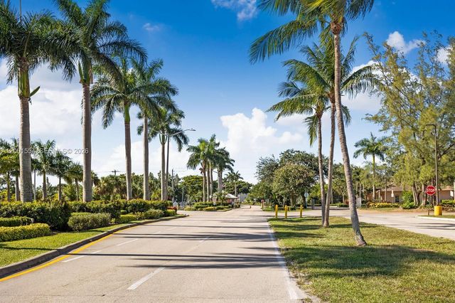 235 Northampton L 235, West Palm Beach, FL 33417