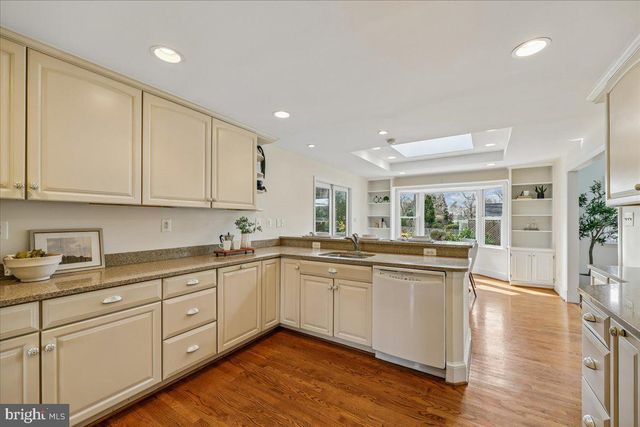 9814 GARTRELL PL, Kensington, MD 20895