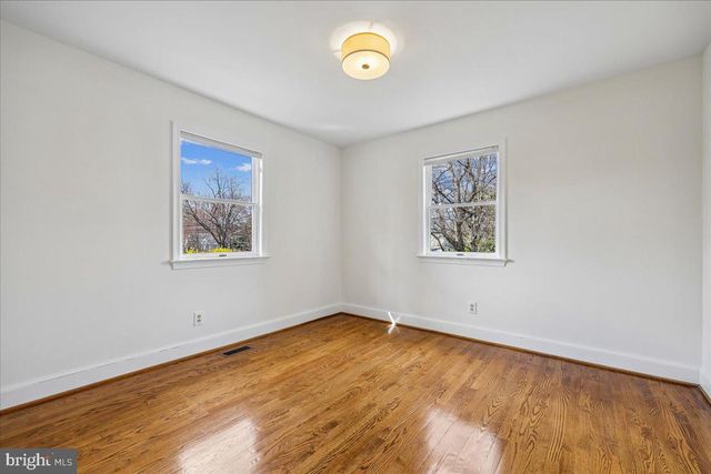 9814 GARTRELL PL, Kensington, MD 20895