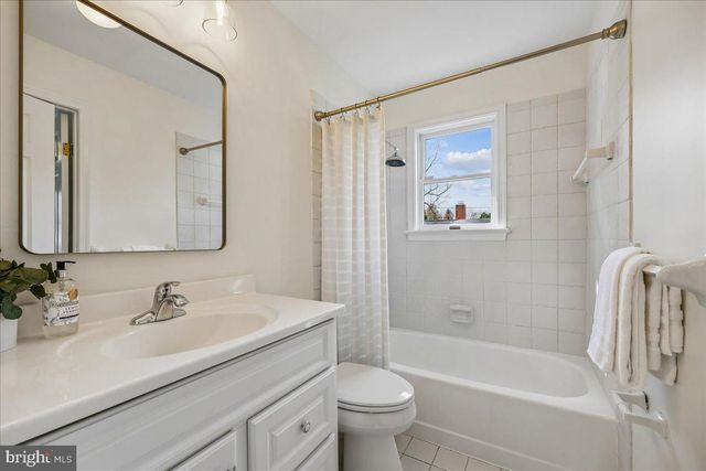 9814 GARTRELL PL, Kensington, MD 20895