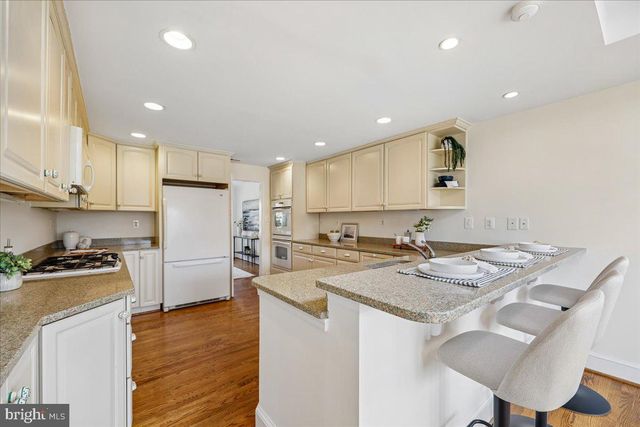 9814 GARTRELL PL, Kensington, MD 20895