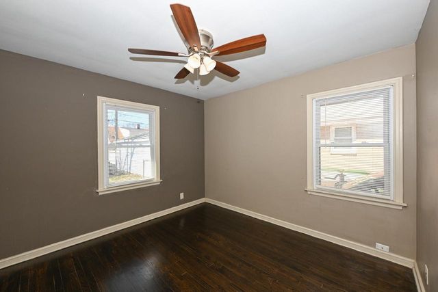 5457 N 19th STREET, Milwaukee, WI 53209