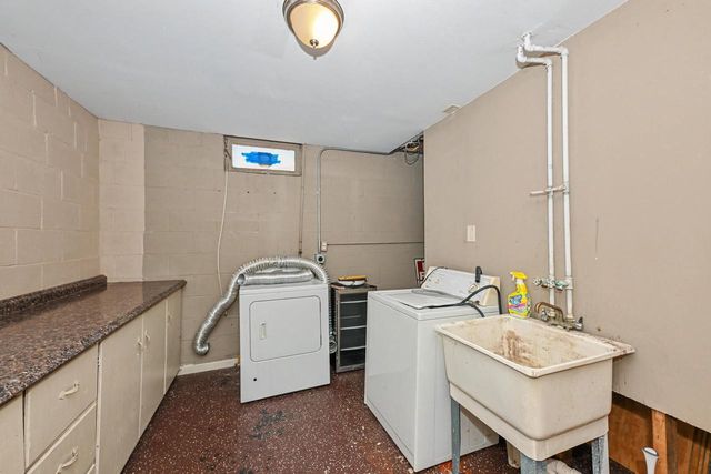 5457 N 19th STREET, Milwaukee, WI 53209