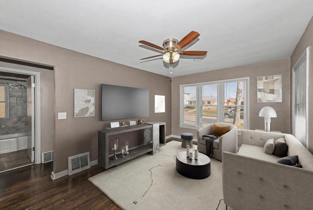 5457 N 19th STREET, Milwaukee, WI 53209