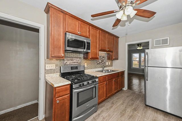 5457 N 19th STREET, Milwaukee, WI 53209