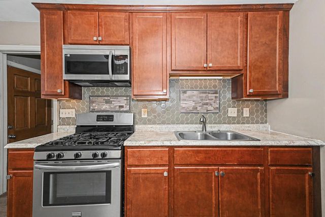 5457 N 19th STREET, Milwaukee, WI 53209