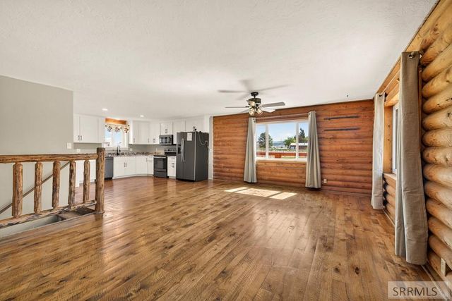 948 E 900 N, Shelley, ID 83274