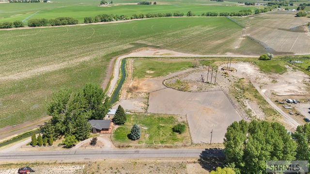 948 E 900 N, Shelley, ID 83274