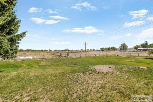948 E 900 N, Shelley, ID 83274