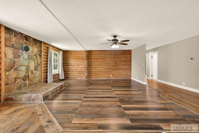 948 E 900 N, Shelley, ID 83274