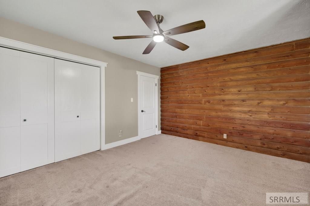 Image 14 of property listing at 948 E 900 N, Shelley, ID 83274