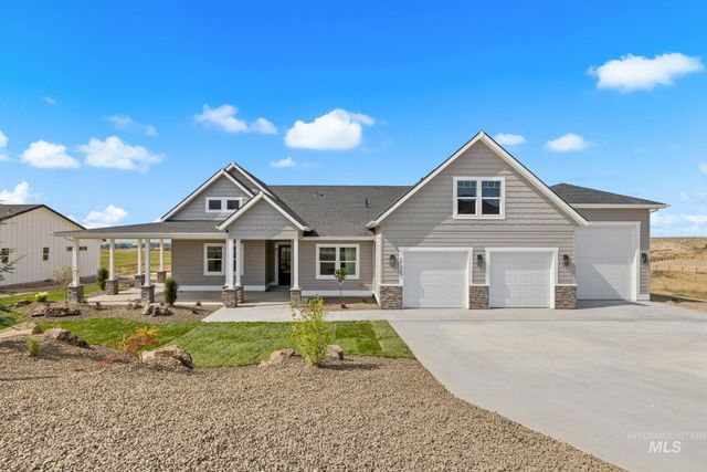27387 Iron Horse Dr, Caldwell, ID 83607