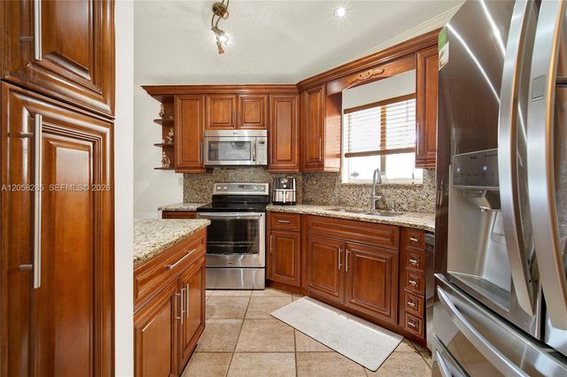 20533 SW 132nd Ave, Miami, FL 33177