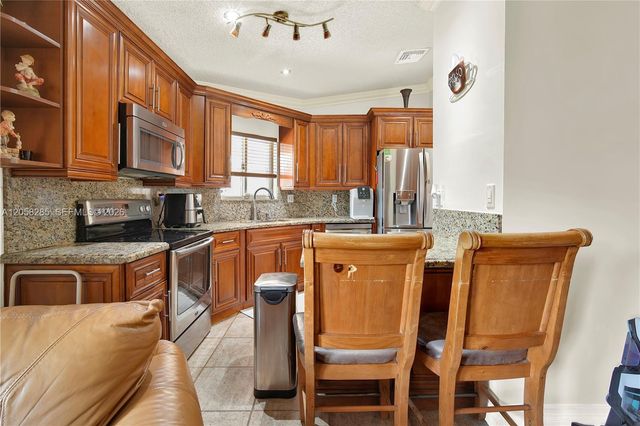 20533 SW 132nd Ave, Miami, FL 33177