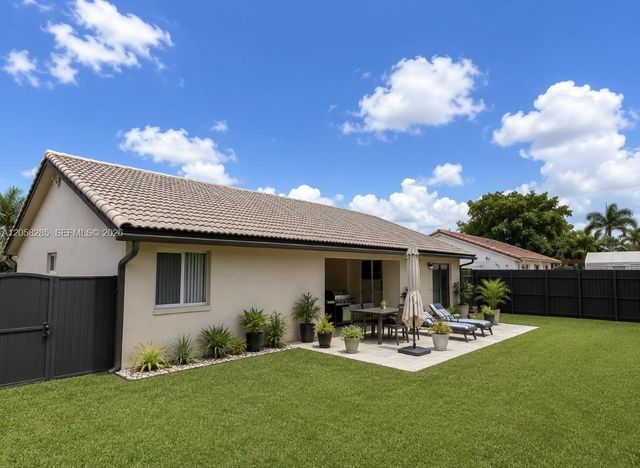 20533 SW 132nd Ave, Miami, FL 33177