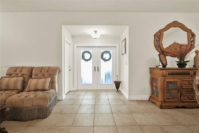20533 SW 132nd Ave, Miami, FL 33177