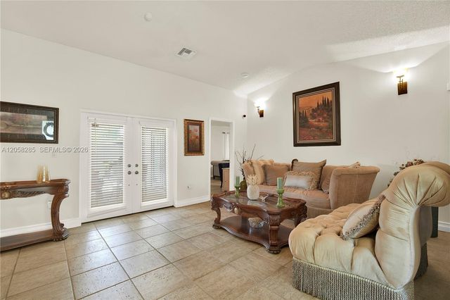 20533 SW 132nd Ave, Miami, FL 33177