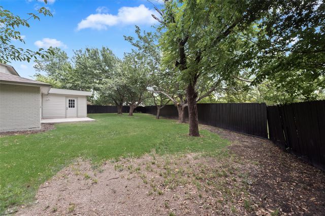 3715 Maxwell Court, Arlington, TX 76015