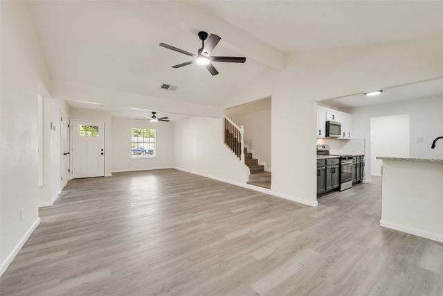 3715 Maxwell Court, Arlington, TX 76015