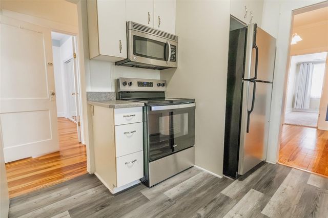 321 W PENNSYLVANIA AVENUE, Deland, FL 32720