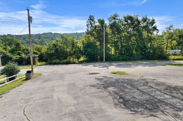 610 Kimberly Creek Road, Rockaway Beach, MO 65740