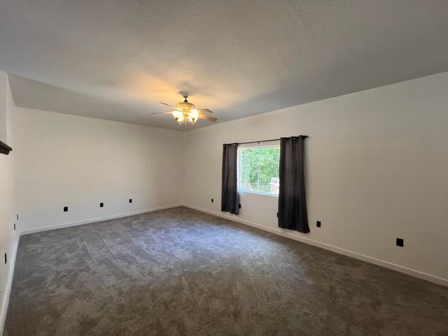 610 Kimberly Creek Road, Rockaway Beach, MO 65740