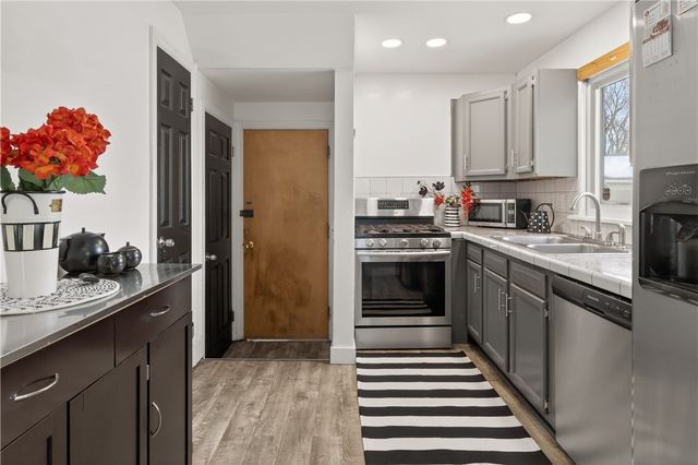 87 Christian Avenue, Rochester, NY 14615