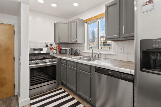 87 Christian Avenue, Rochester, NY 14615