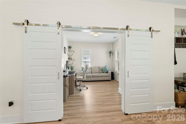 1613 Newcastle Street, Charlotte, NC 28216