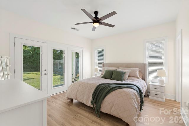 1613 Newcastle Street, Charlotte, NC 28216